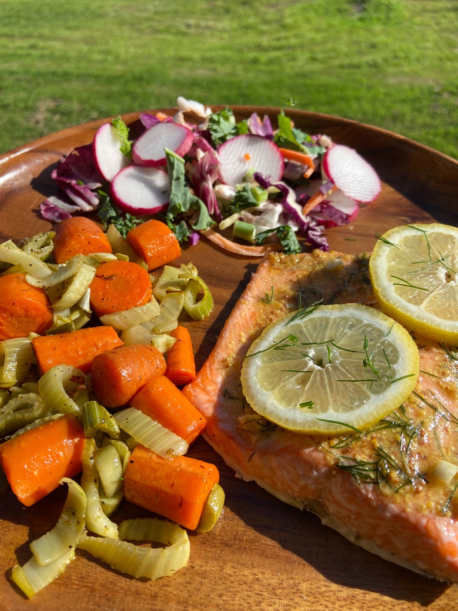 Lemon Fennel Salmon with Roasted Veggies